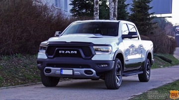 Dodge Ram V 5.7 HEMI 401KM 2019