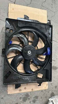 HYUNDAI VELOSTER 2011- POUZDRO VENTILÁTOR