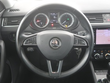 Skoda Octavia III Liftback Facelifting 1.5 TSI ACT 150KM 2019 Skoda Octavia 1.5 TSI, Salon Polska, DSG, Navi, zdjęcie 14