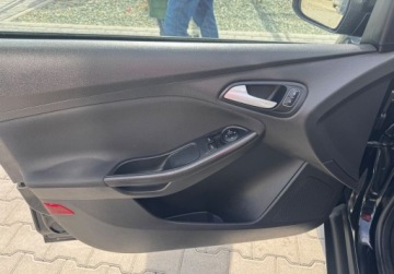 Ford Focus III Kombi Facelifting 1.5 TDCi 120KM 2017 Ford Focus Bezwypadeksalon polskajedzie jak nowe 1.5 Diesel 120KM, zdjęcie 16