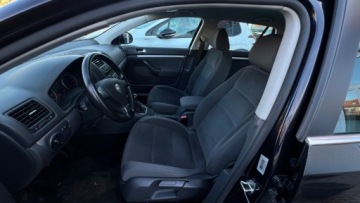 Volkswagen Golf VI 2009 Volkswagen Golf 1.4 TSI 125 km. ladny stan 2 komplety kol 1.4 Benzyna, zdjęcie 6