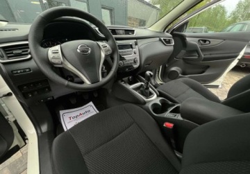 Nissan Qashqai II Crossover 1.2 DIG-T 115KM 2016 Nissan Qashqai gwarancja ZAREJESTROWANY bezwypadkowy LANE ASSIST czuj, zdjęcie 12