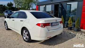 Honda Accord VIII Sedan 2.0 VTEC 156KM 2011 Honda Accord 2.0 benz manual climatronic 2xPDC..., zdjęcie 38