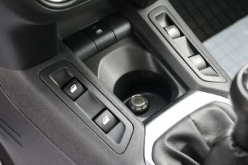 Citroen C-Elysee II Sedan Facelifting 1.2 PureTech 82KM 2019 Citroen C-Elysée 1.2 PureTech F-vat Gwarancja, zdjęcie 20