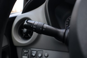 Toyota Yaris III Hatchback 5d Facelifting 1.0 VVT-i 69KM 2017 Toyota Yaris 1.0 VVT-i, Salon Polska, zdjęcie 15