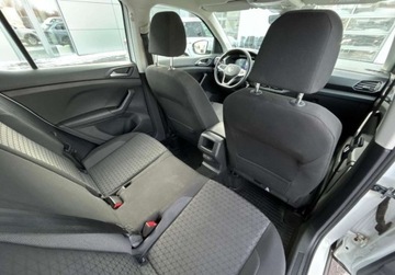 Volkswagen T-Cross SUV 1.0 TSI 95KM 2023 Volkswagen T-Cross Life, Digital Cockpit, ACC, Czujniki parkowania, Salon, zdjęcie 8