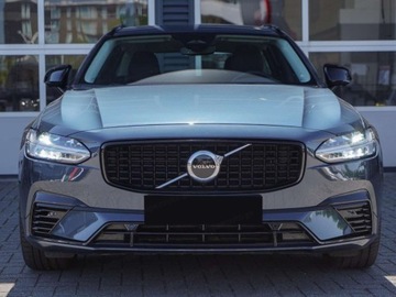 Volvo V90 II 2025 VOLVO V90 T6 AWD Plug-In Hybrid Plus Dark Combi 2.0 (398KM) 2025, zdjęcie 2