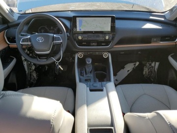 Toyota 2024 Toyota Grand Highlander Xle 2024 2.5l 2.5 Hybryda 243KM, zdjęcie 8