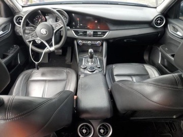 Alfa Romeo Giulia II 2019 Alfa Romeo Giulia Alfa Romeo Giulia, od ubezpieczyciela 2.0 Benzyna 280KM, zdjęcie 6