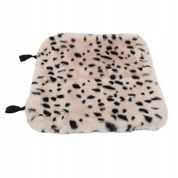 Универсальная подушка переднего сиденья.