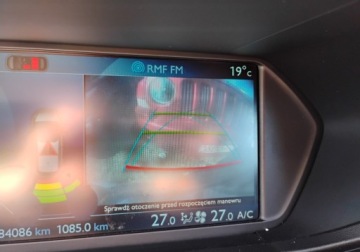 Citroen C4 Picasso I 1.6 THP 156KM 2013 Citroen C4 Picasso 2013r, 1.6 Benzyna. Lekko przetarty lewy bok. Jezdzi, zdjęcie 18