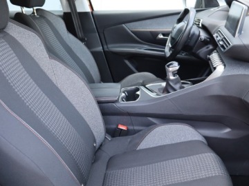 Peugeot 3008 II Crossover 1.2 PureTech 130KM 2017 Peugeot 3008 1.2 PureTech, Salon Polska, zdjęcie 8