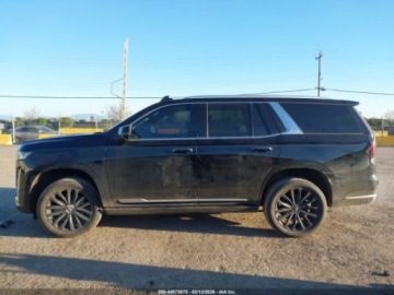 Cadillac Escalade III 2023 Cadillac Escalade 2023r., AWD Premium Luxury, 6.2L, od ubezpieczalni 6.2, zdjęcie 8