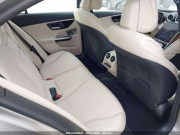 Mercedes Klasa C W206 2024 Mercedes-Benz Klasa C 300, 2024r., 4x4, 2.0L 2.0 Benzyna 255KM, zdjęcie 9