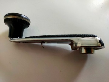 Ручка открывания мягкой/жесткой крыши Mercedes 107