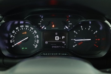 Citroen C3 III Hatchback Facelifting 1.2 PureTech 110KM 2023 Citroen C3 1.2 PureTech, Salon Polska, zdjęcie 7