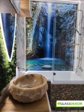 Стеклянная панель с графикой на заказ.