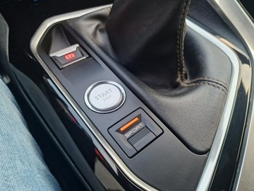 Peugeot 3008 II Crossover 1.2 PureTech 130KM 2017 Peugeot 3008 GT Line Full Ledy Pół-Skóry, zdjęcie 35