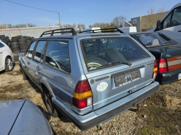 Volkswagen Passat B2 1987 Volkswagen Passat 1.8 Benzyna 82 KM, Variant, zdjęcie 4