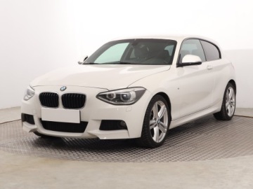 BMW Seria 1 F20-F21 Hatchback 5d 118d 143KM 2014 BMW 1 118d, Navi, Xenon, Bi-Xenon, Klima, zdjęcie 1