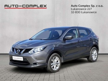 Nissan Qashqai II Crossover 1.6 dCi 130KM 2016 Nissan Qashqai Salon PL 4X4 1,6T diesel manual 1.6 Diesel 130KM