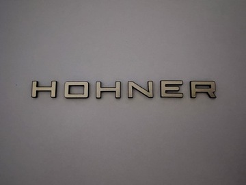Napis HOHNER literki