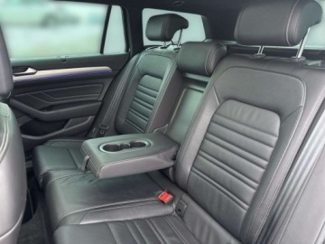 Volkswagen Passat B8 Variant Facelifting 2.0 TSI 190KM 2021 Volkswagen Passat LED Matrix navi kamera 360 tempomat ACC podgrzewane, zdjęcie 18