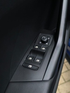 Volkswagen T-Cross SUV 1.0 TSI 110KM 2021 Volkswagen T-Cross Style 1.0 TSI 110KM Salon PLAppConnnectKameraDSG Virtua, zdjęcie 8