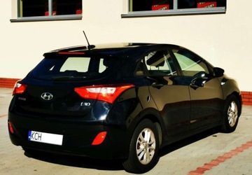 Hyundai i30 II Hatchback 3d 1.4 100KM 2014 Hyundai i30 1.4 Benzyna, NAVI Kamera - Super Stan 1.4 Benzyna 100KM, zdjęcie 3