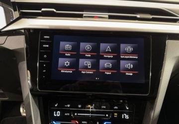 Volkswagen Arteon Fastback Facelifting 2.0 TDI 200KM 2022 Volkswagen Arteon Shooting Brake VAT 23 R-line 2.0TDI 200KM DSG 4motion 20, zdjęcie 17