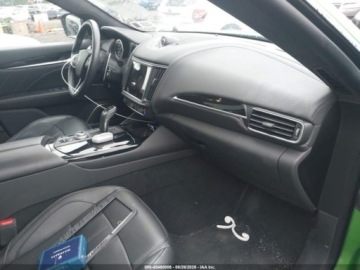 Maserati Levante 2023 Maserati Levante Modena 2023 3.0 Benzyna 424KM, zdjęcie 9