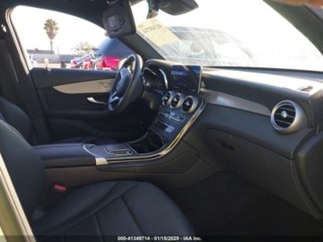 Mercedes GLC C254/X254 2022 Mercedes-Benz GLC 300 2022 2.0l 2.0 Benzyna 255KM, zdjęcie 9