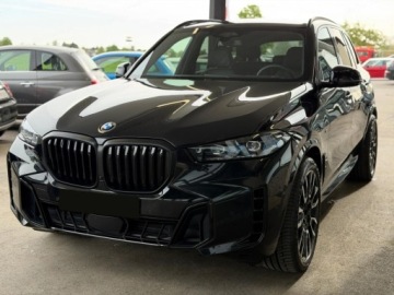 BMW X5 G05 SUV Facelifting 3.0 30d 298KM 2026 BMW X5 xDrive30d Sport Suv 3.0 (298KM) 2026, zdjęcie 1