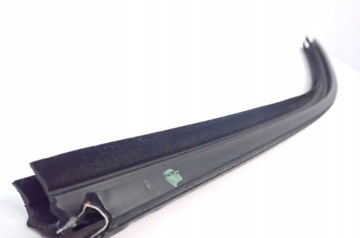 8W0839480 USZCZELKA SZYBY PRAWY TYŁ AUDI A4 B9 8W