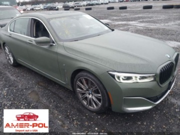 BMW Seria 7 G11-G12 2021 BMW Seria 7 2021 BMW 740I XDRIVE 3.0 Benzyna 335KM