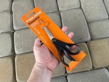 FISKARS ПАНЕВНЫЕ НОЖНИЦЫ OLDMAN УНИВЕРСАЛЬНЫЕ НОЖНИЦЫ SHARP ESSENTIAL 21см