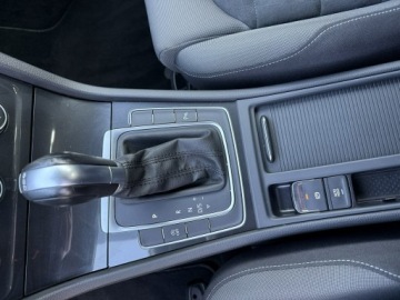 Volkswagen Golf VII Variant Facelifting 1.6 TDI-CR DPF BMT 115KM 2018 Volkswagen Golf Automat. Radar. Asystent. Navi ., zdjęcie 22