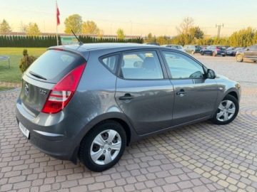Hyundai i30 I Hatchback 1.4 109KM 2010 Hyundai i30 1.4 109KM Klima Sprawdz kola Zima 1.4 Benzyna 109KM, zdjęcie 26