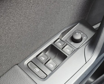 Seat Ibiza V Hatchback 5d Facelifting 1.5 TSI 150KM 2023 Seat Ibiza 1.5 TSI 150KM DSG FR 2023 1WŁ Salon PL, zdjęcie 21