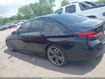 BMW Seria 5 G30-G31 2022 BMW Seria 5 M550I Xdrive 2022 4.4 Benzyna 455KM, zdjęcie 1