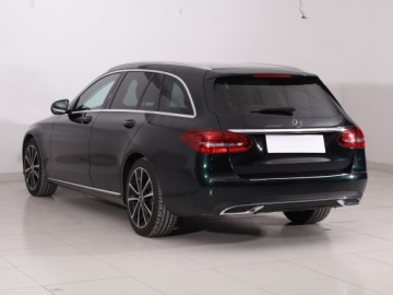 Mercedes Klasa C W205 Kombi Facelifting 2.0 220d 194KM 2019 Mercedes C C 220 d, 191 KM, Automat, Skóra, Navi, zdjęcie 3