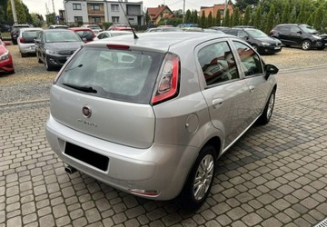 Fiat Punto Punto 2012 Hatchback 3d 1.2 8v 69KM 2015 Fiat Punto 2012 1,2 69KM Klimatyzacja Bluetooth 1.2 Benzyna 69KM, zdjęcie 4