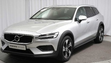 Volvo V60 II  2022 Volvo V60 Cross Country B4 AWD Diesel Advanced