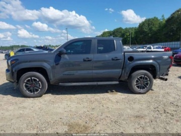 Toyota Tacoma II 2024 Toyota Tacoma Trd Sport 2024 2.4l 2.4 Benzyna 278KM, zdjęcie 2