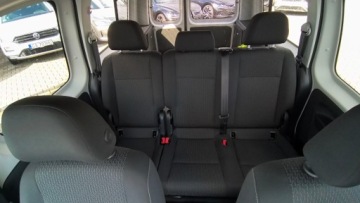 Volkswagen Caddy IV Kombi Maxi 1.4 TSI BlueMotion Technology 130KM 2020 Volkswagen Caddy 1.4TSI 130KM Maxi Trendline Czuj., zdjęcie 30