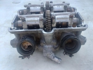 КОМПЛЕКТ ГОЛОВКИ ЦИЛИНДРА HONDA VFR 750 RC36E