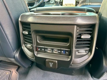 Dodge Ram V 2019 DODGE RAM 1500 LIMITED Crew Cab 4X4 Pickup 5.7 HEMI FULL LED, zdjęcie 18