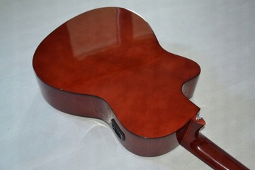 ЭЛЕКТРОКЛАССИЧЕСКАЯ ГИТАРА HARLEY BENTON CG300CE NT С ЛЮТНОЙ