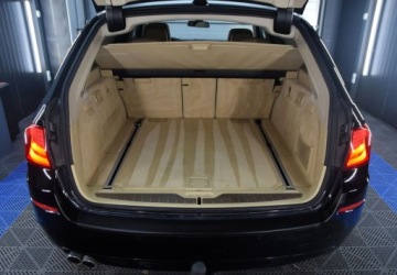 BMW Seria 5 F10-F11 Touring 520d 184KM 2012 BMW Seria 5 Kombi_HAK_Skory_Podgrzewane fotele_Nawigacja_ 2.0 Diesel 184KM, zdjęcie 8