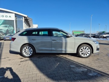 Skoda Octavia IV Scout 1.5 TSI ACT 150KM 2025 Skoda Octavia Edition 130 1.5 TSI manual Auto z pl, zdjęcie 3